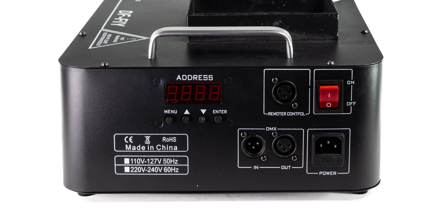 1500W Senkrechnebler mit integrierten RGB LEDs